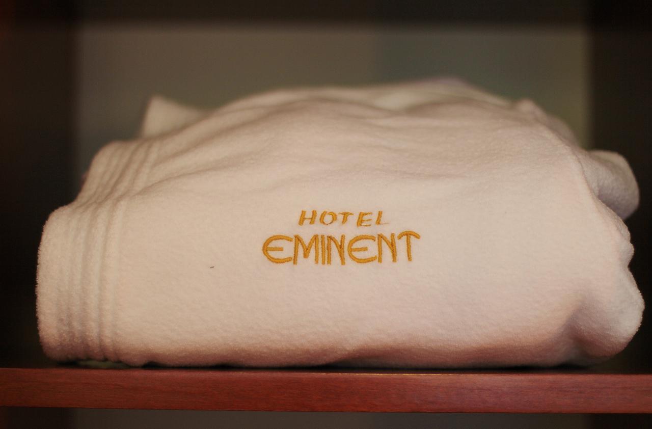 Hotel Eminent 포드고리차 외부 사진